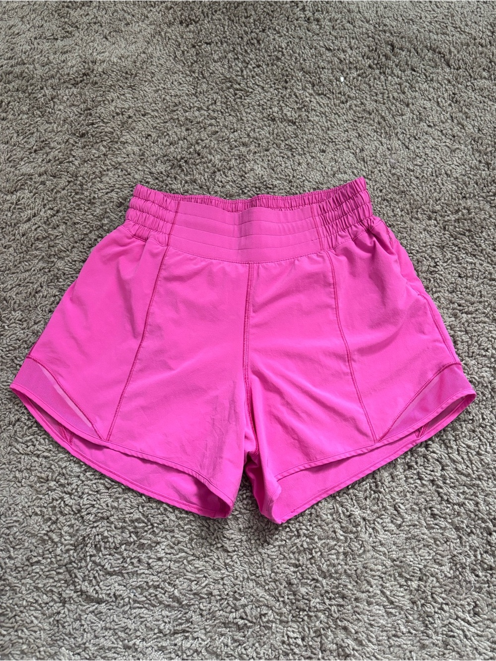 lululemon athletica Sonic Pink Hotty Hot Shorts - Picture 1 of 9